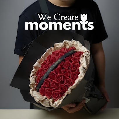 Moments Floral
